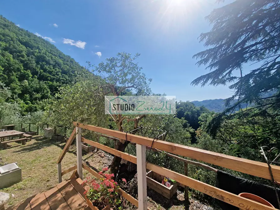 Immagine 55 di Villa in vendita  in Via della torre a Camaiore