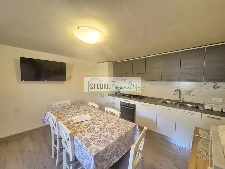 Immagine 7 di Casa semindipendente in vendita  in Via Montebello 15 a Camaiore