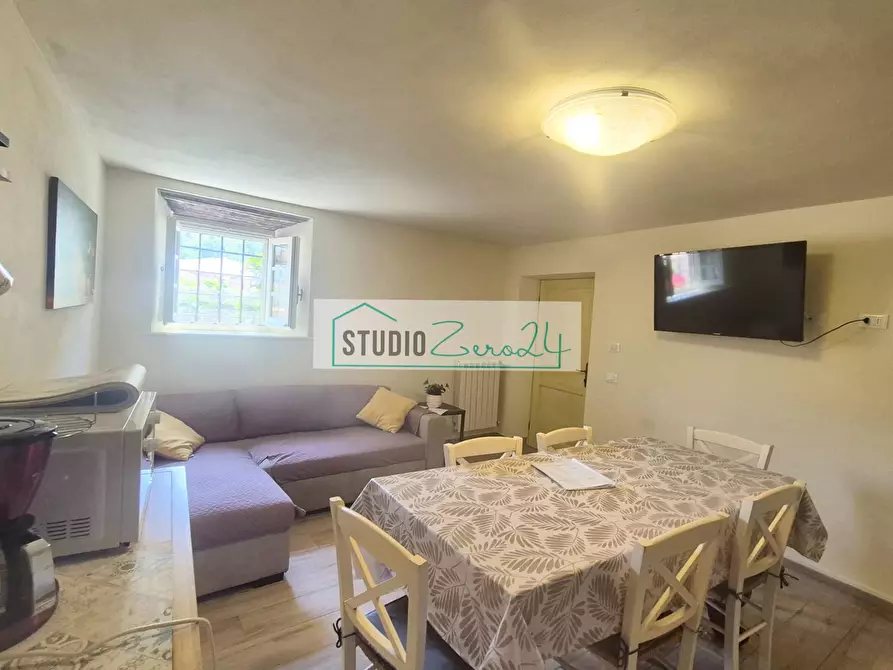 Immagine 8 di Casa semindipendente in vendita  in Via Montebello 15 a Camaiore