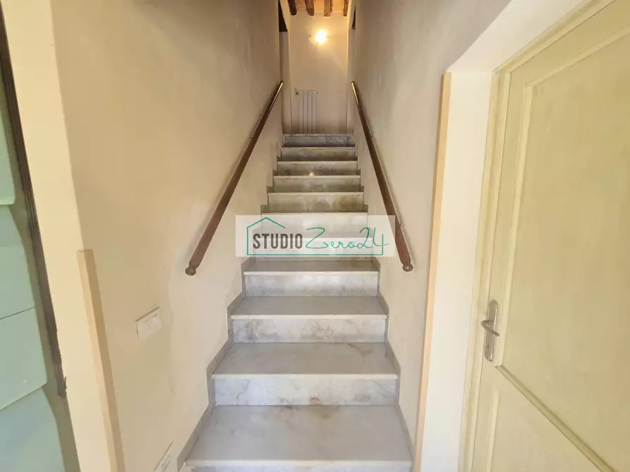 Immagine 4 di Casa semindipendente in vendita  in Via Montebello 15 a Camaiore