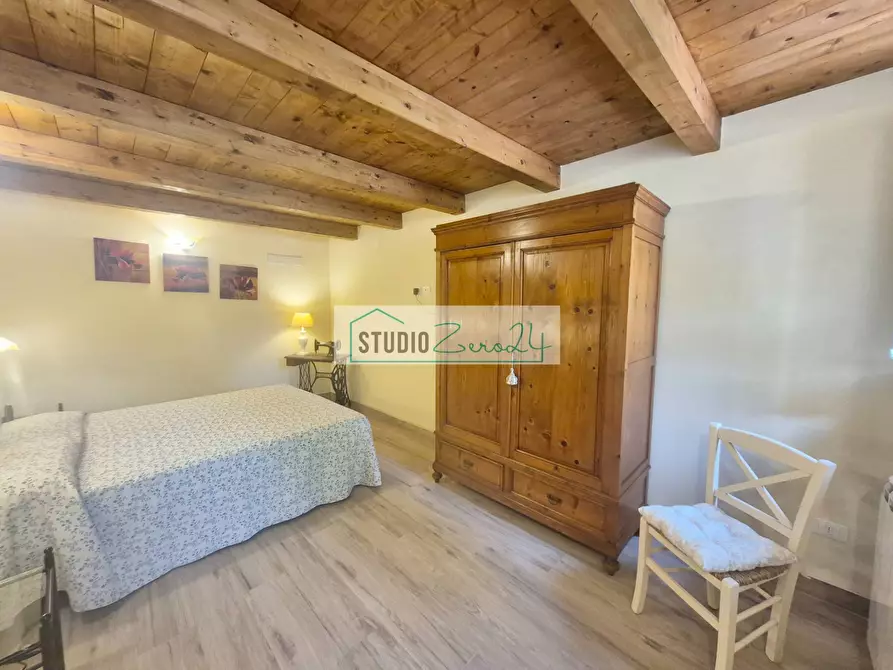 Immagine 16 di Casa semindipendente in vendita  in Via Montebello 15 a Camaiore