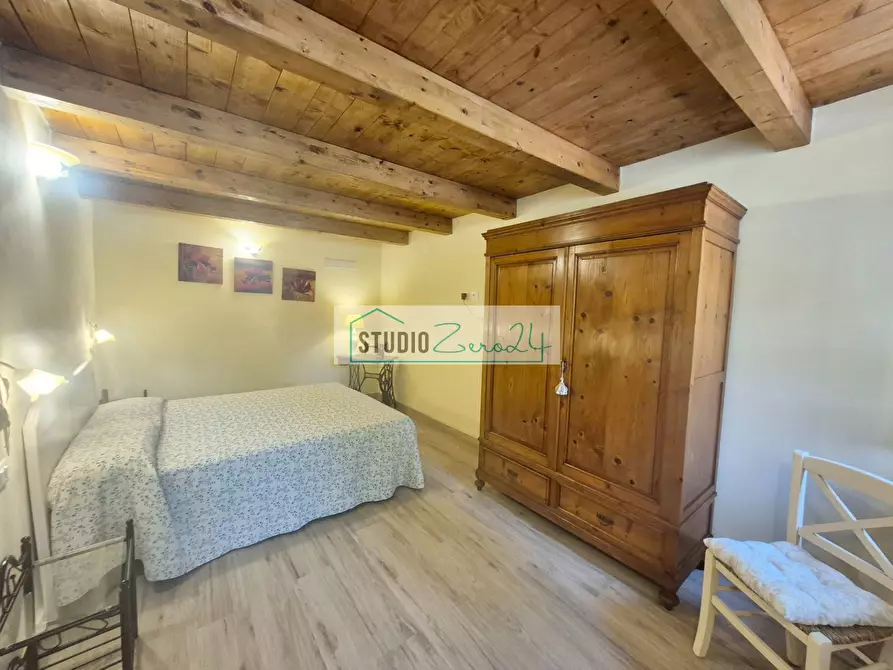 Immagine 17 di Casa semindipendente in vendita  in Via Montebello 15 a Camaiore