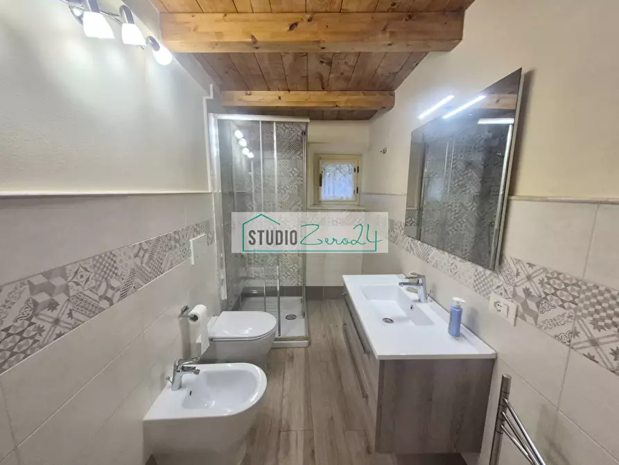 Immagine 46 di Casa semindipendente in vendita  in Via Montebello 15 a Camaiore