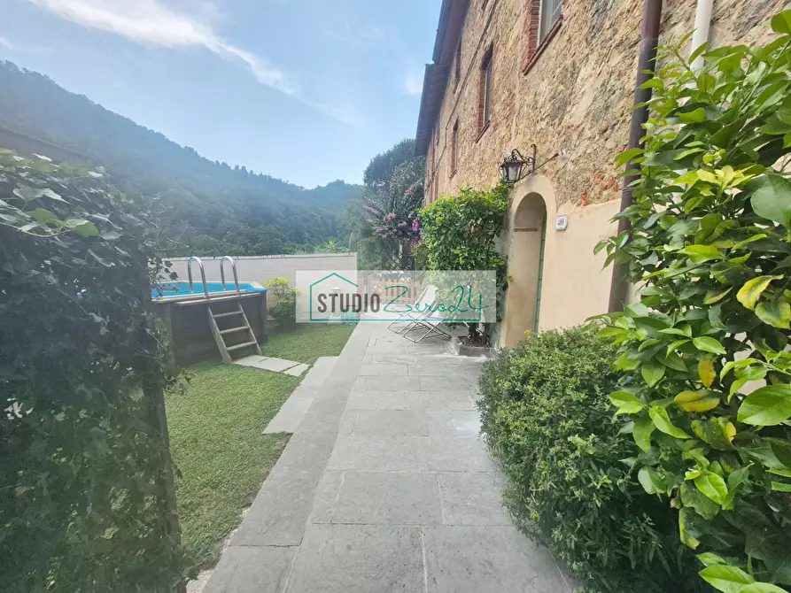 Immagine 49 di Casa semindipendente in vendita  in Via Montebello 15 a Camaiore