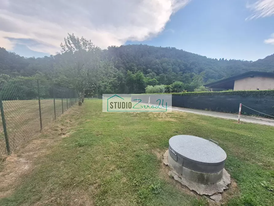 Immagine 52 di Casa semindipendente in vendita  in Via Montebello 15 a Camaiore