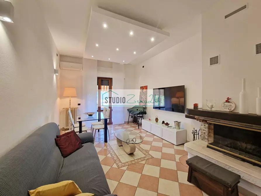 Immagine 8 di Appartamento in vendita  in Via Nuova 12 a Camaiore