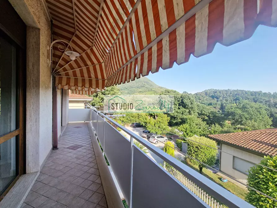 Immagine 11 di Appartamento in vendita  in Via Nuova 12 a Camaiore