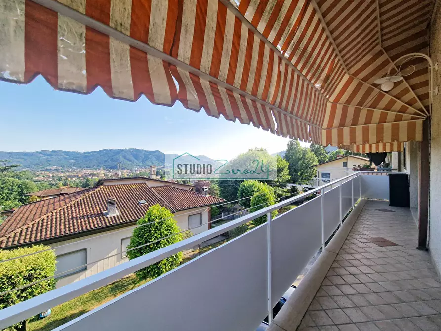 Immagine 27 di Appartamento in vendita  in Via Nuova 12 a Camaiore