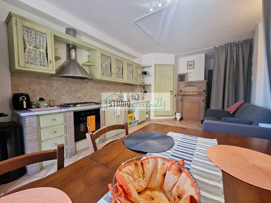 Immagine 40 di Appartamento in vendita  in Via Nuova 12 a Camaiore