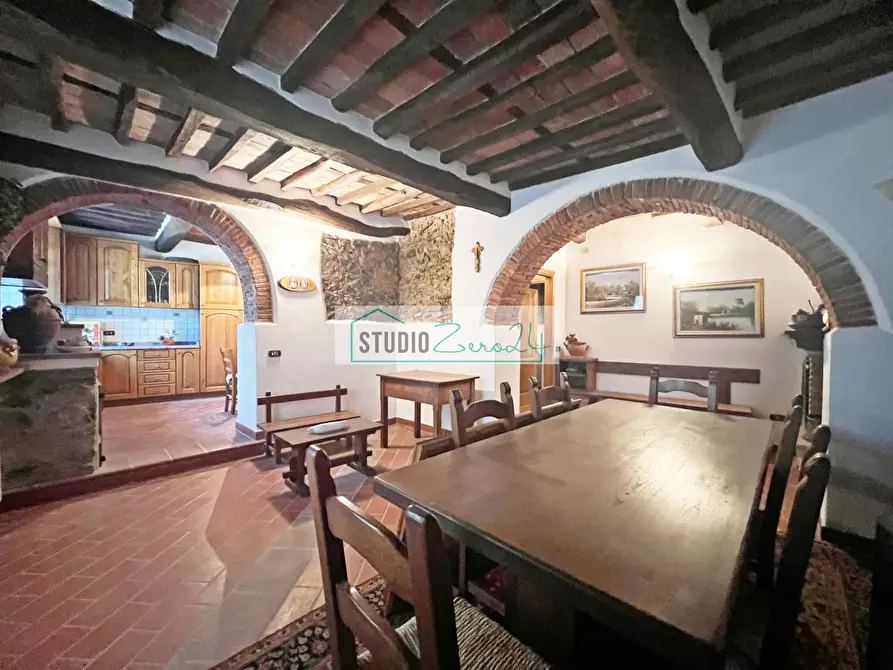 Immagine 7 di Casa semindipendente in vendita  in via delle grotte 96 a Camaiore