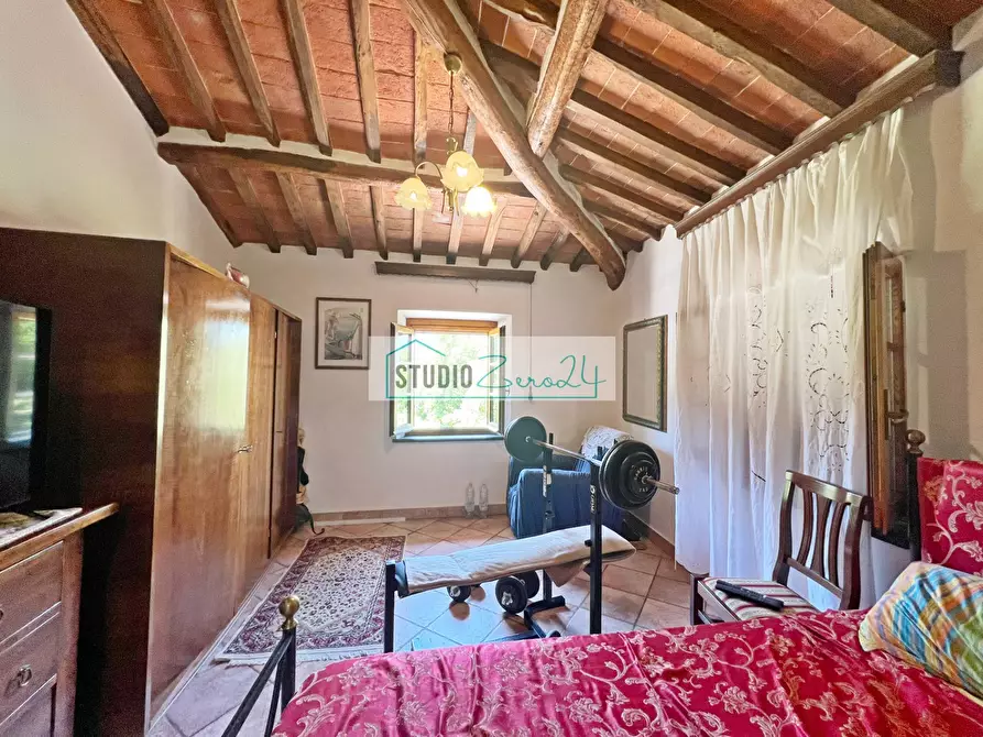 Immagine 18 di Casa semindipendente in vendita  in via delle grotte 96 a Camaiore