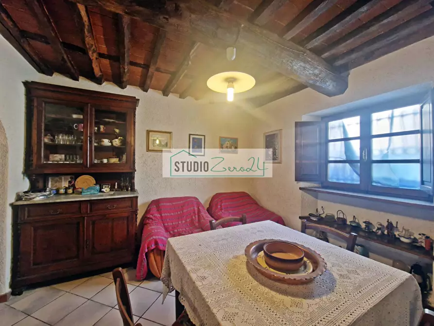 Immagine 11 di Casa semindipendente in vendita  in via Firenze 16 a Camaiore