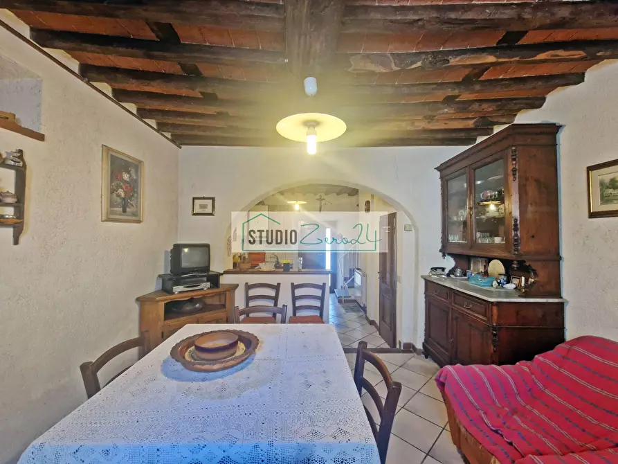 Immagine 12 di Casa semindipendente in vendita  in via Firenze 16 a Camaiore