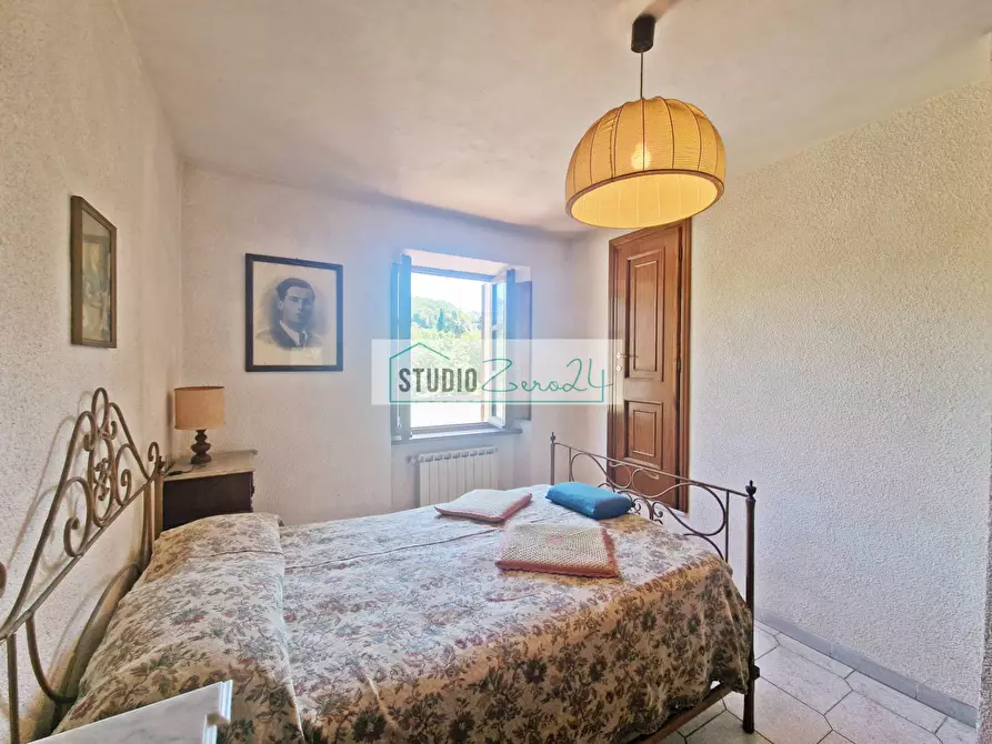 Immagine 18 di Casa semindipendente in vendita  in via Firenze 16 a Camaiore