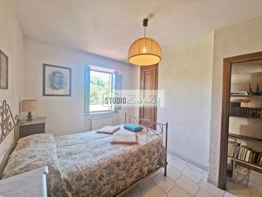 Immagine 19 di Casa semindipendente in vendita  in via Firenze 16 a Camaiore