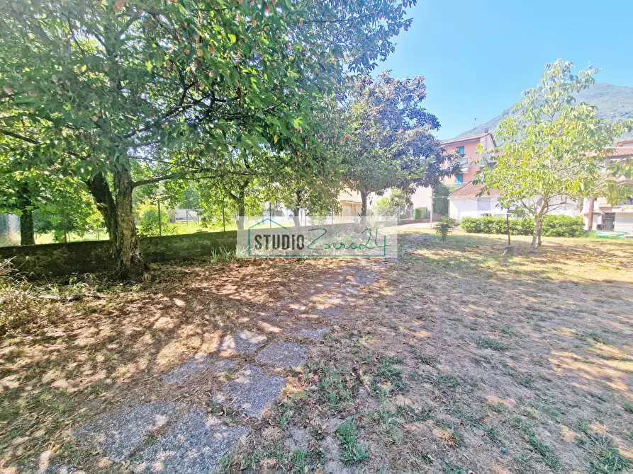 Immagine 33 di Casa semindipendente in vendita  in via Firenze 16 a Camaiore