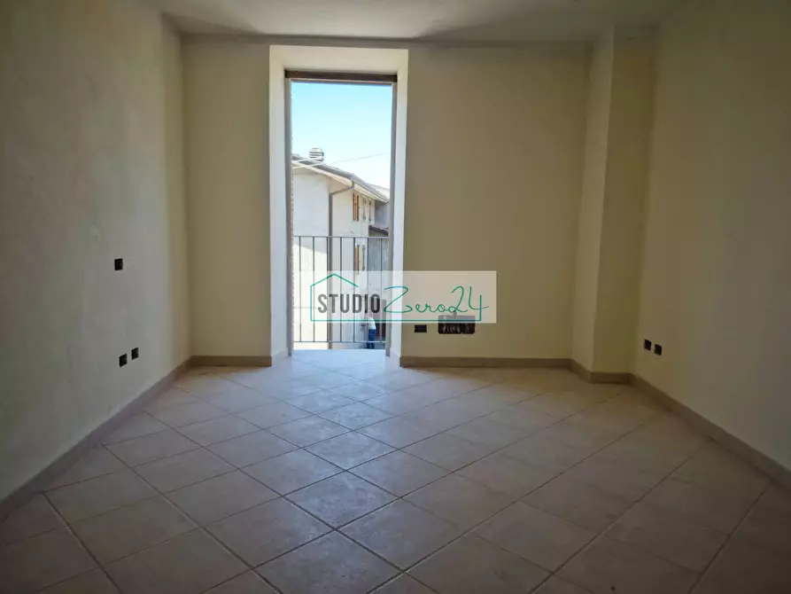 Immagine 13 di Casa semindipendente in vendita  in via giunta 9 a Camaiore