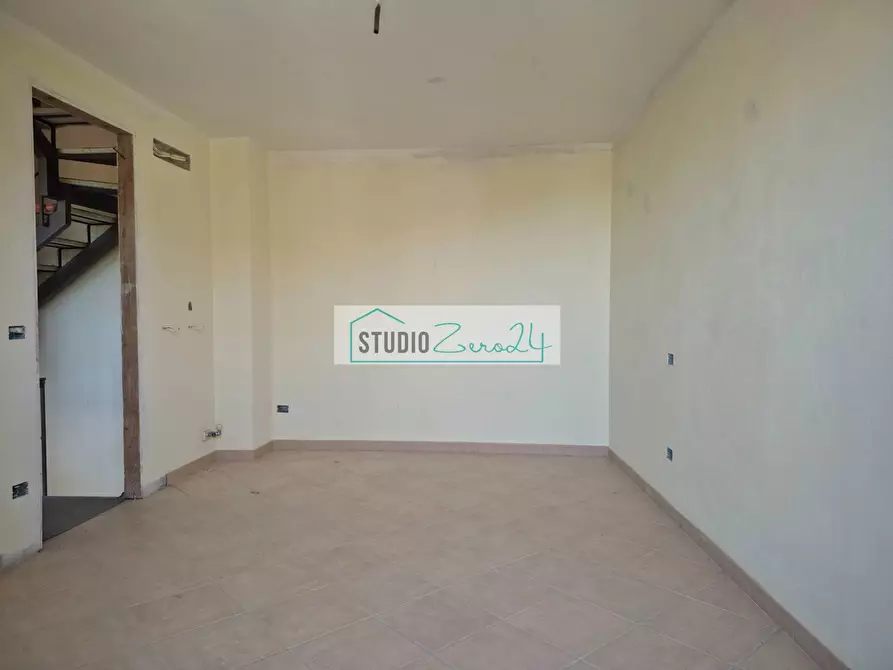 Immagine 16 di Casa semindipendente in vendita  in via giunta 9 a Camaiore