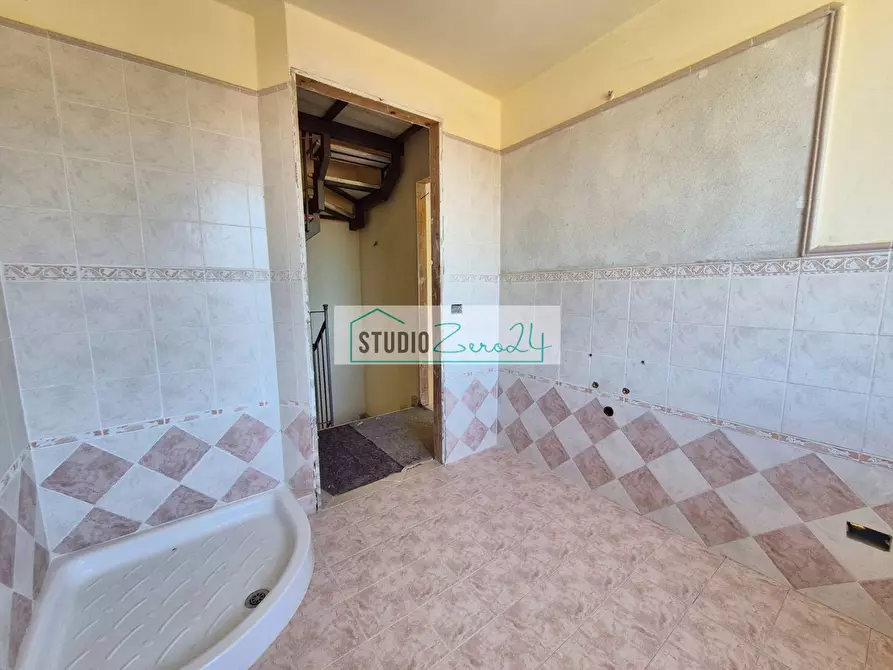 Immagine 19 di Casa semindipendente in vendita  in via giunta 9 a Camaiore