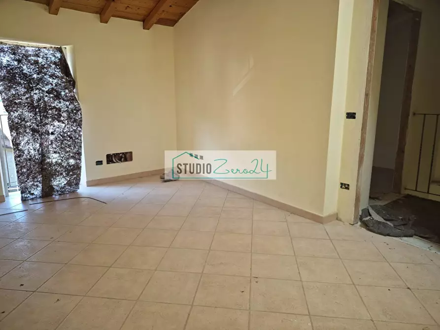 Immagine 24 di Casa semindipendente in vendita  in via giunta 9 a Camaiore