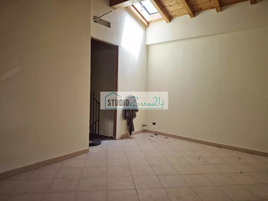 Immagine 25 di Casa semindipendente in vendita  in via giunta 9 a Camaiore