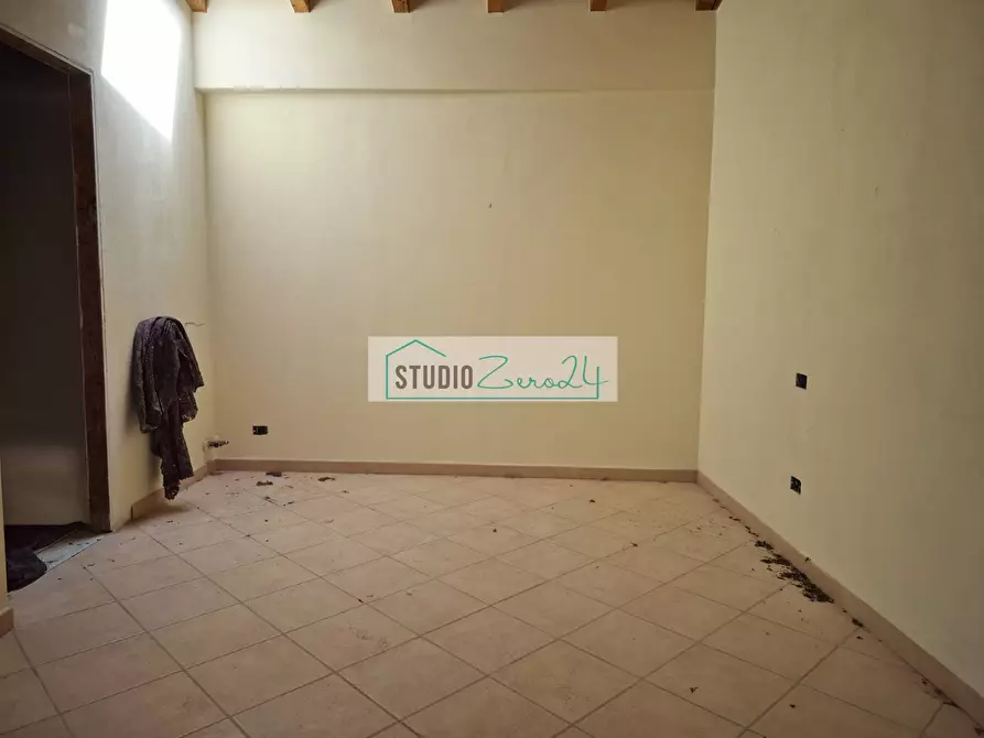 Immagine 26 di Casa semindipendente in vendita  in via giunta 9 a Camaiore