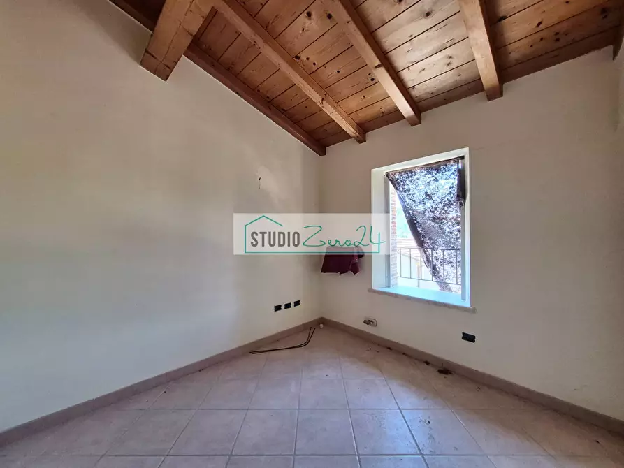 Immagine 31 di Casa semindipendente in vendita  in via giunta 9 a Camaiore