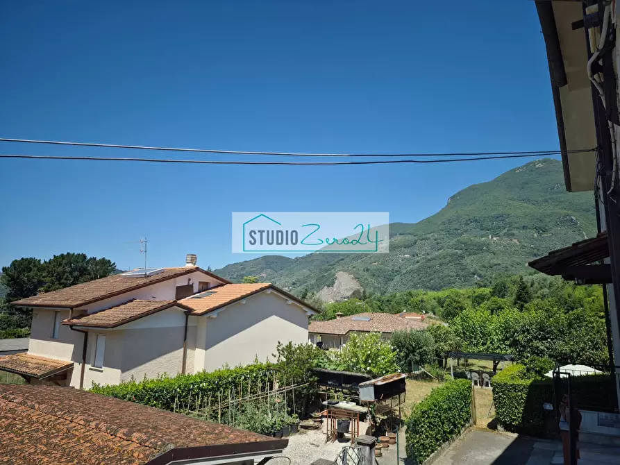 Immagine 34 di Casa semindipendente in vendita  in via giunta 9 a Camaiore