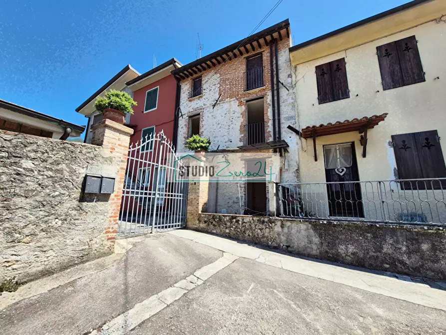 Immagine 3 di Casa semindipendente in vendita  in via giunta 9 a Camaiore