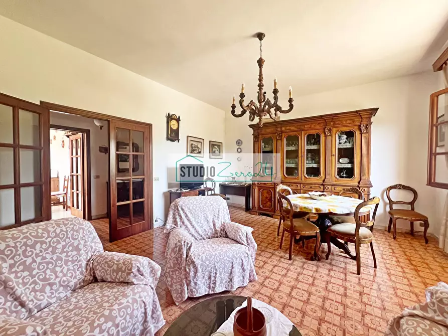 Immagine 3 di Villa in vendita  in Via Gattarella 156 a Camaiore