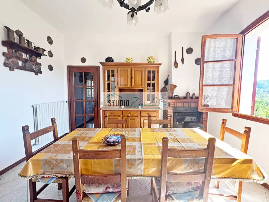 Immagine 8 di Villa in vendita  in Via Gattarella 156 a Camaiore