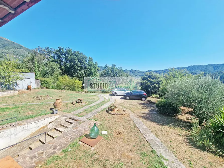 Immagine 20 di Villa in vendita  in Via Gattarella 156 a Camaiore