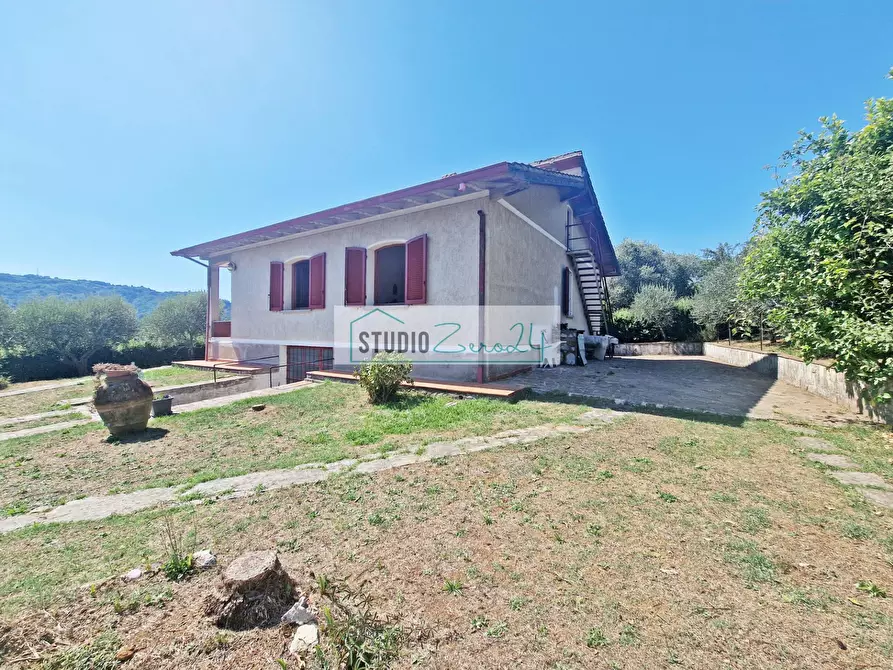 Immagine 23 di Villa in vendita  in Via Gattarella 156 a Camaiore