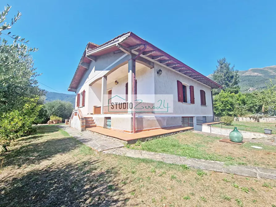 Immagine 24 di Villa in vendita  in Via Gattarella 156 a Camaiore