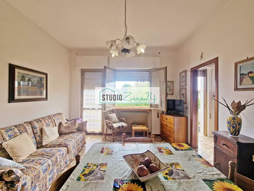 Immagine 8 di Appartamento in vendita  in Via del Secco 20 a Camaiore