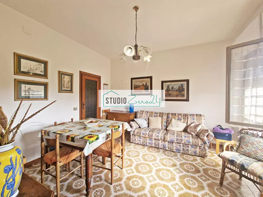 Immagine 11 di Appartamento in vendita  in Via del Secco 20 a Camaiore