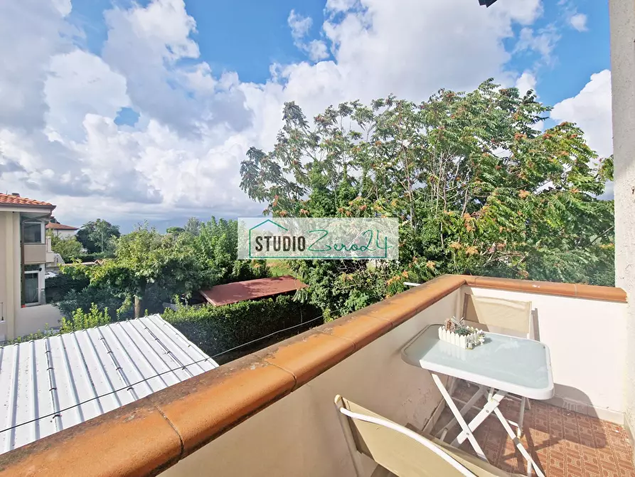 Immagine 22 di Appartamento in vendita  in Via del Secco 20 a Camaiore