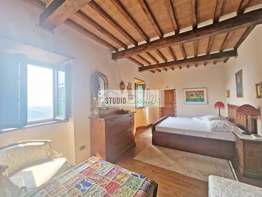 Immagine 13 di Casa semindipendente in vendita  in Via di Metato 10 a Camaiore