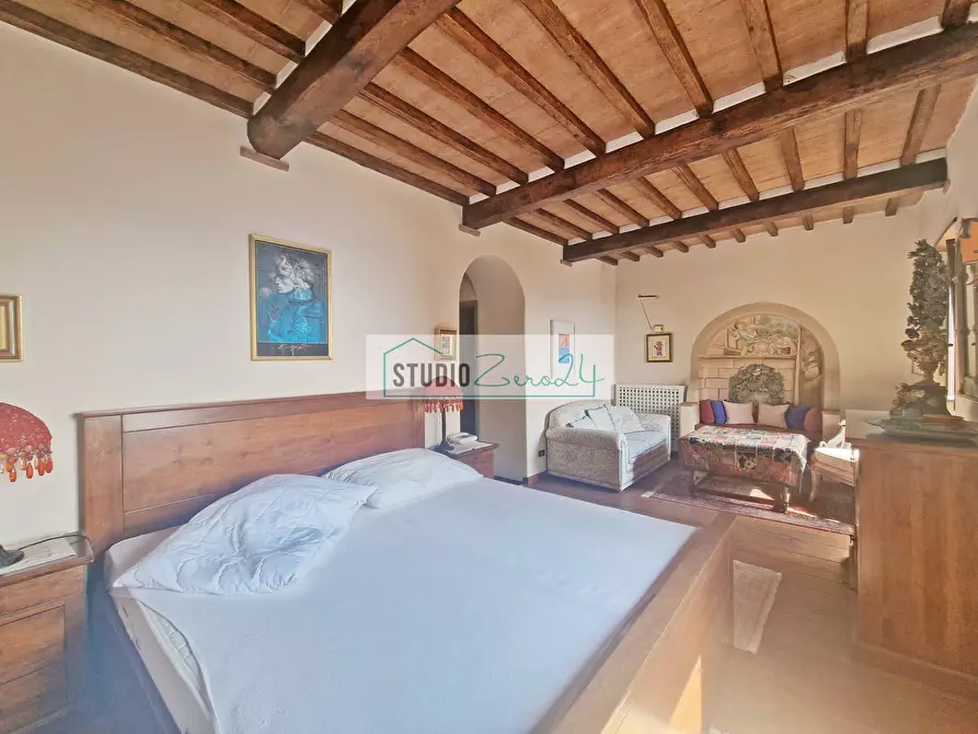 Immagine 15 di Casa semindipendente in vendita  in Via di Metato 10 a Camaiore