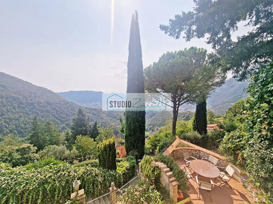 Immagine 22 di Casa semindipendente in vendita  in Via di Metato 10 a Camaiore