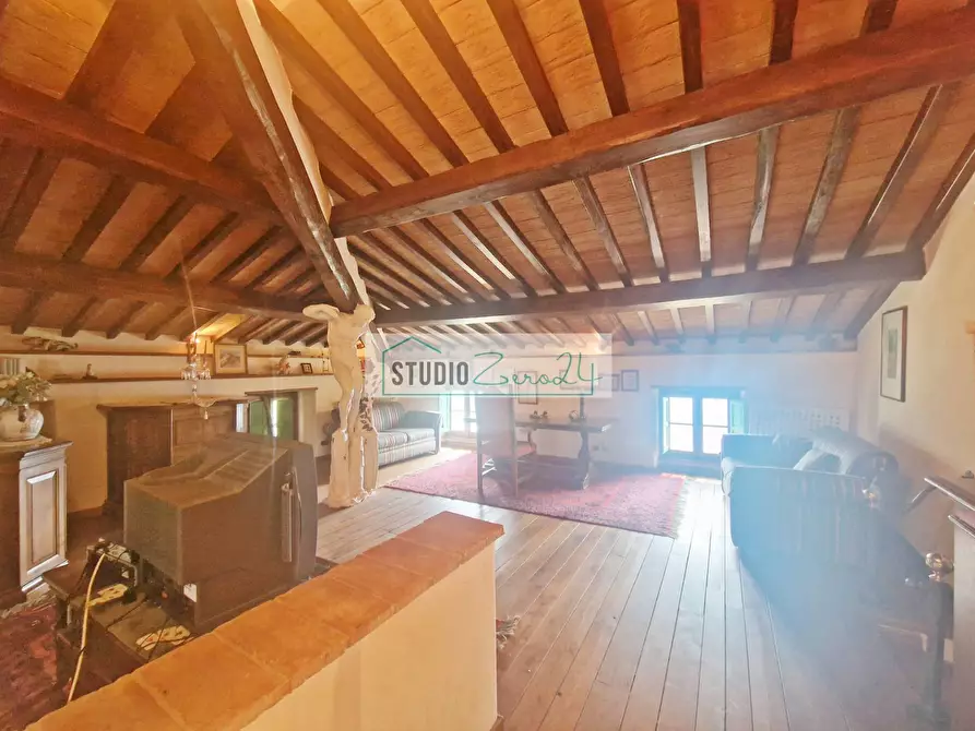 Immagine 26 di Casa semindipendente in vendita  in Via di Metato 10 a Camaiore