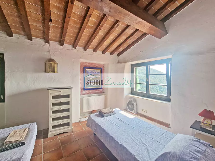 Immagine 43 di Casa semindipendente in vendita  in Via di Metato 10 a Camaiore