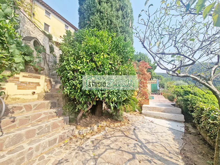 Immagine 56 di Casa semindipendente in vendita  in Via di Metato 10 a Camaiore