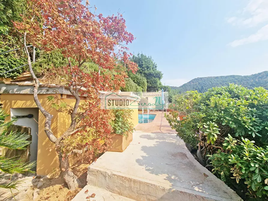 Immagine 57 di Casa semindipendente in vendita  in Via di Metato 10 a Camaiore