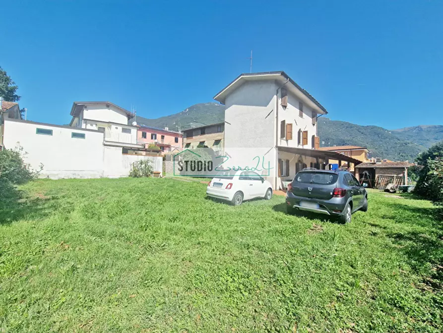 Immagine 5 di Villa in vendita  in Via Della Serra 22 a Camaiore