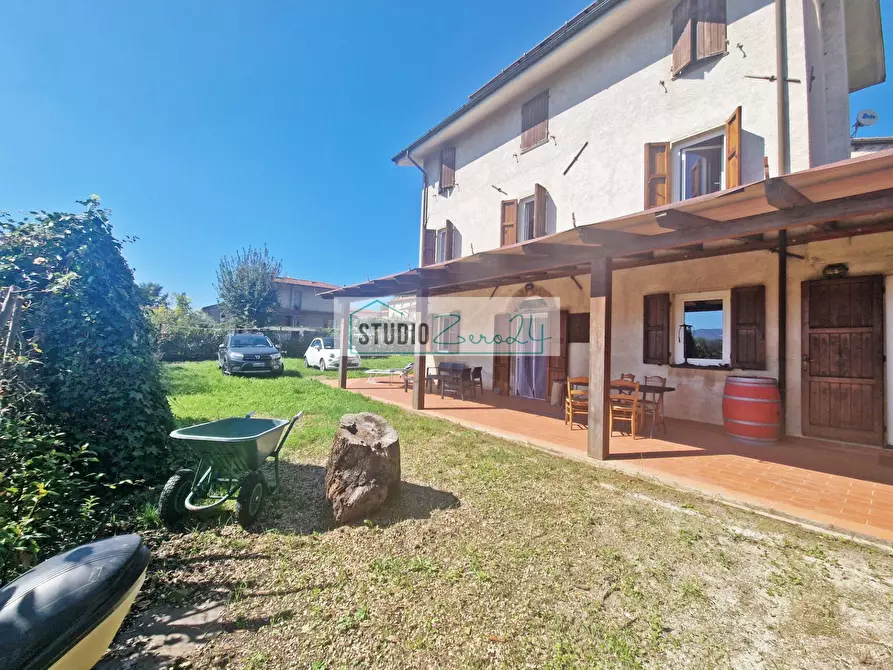 Immagine 10 di Villa in vendita  in Via Della Serra 22 a Camaiore