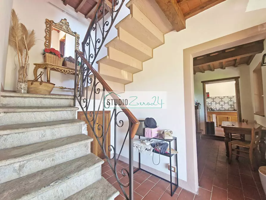 Immagine 14 di Villa in vendita  in Via Della Serra 22 a Camaiore