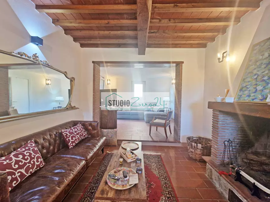 Immagine 16 di Villa in vendita  in Via Della Serra 22 a Camaiore