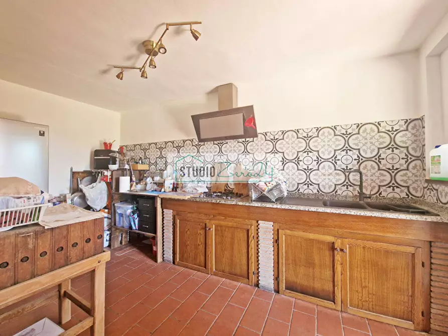 Immagine 23 di Villa in vendita  in Via Della Serra 22 a Camaiore