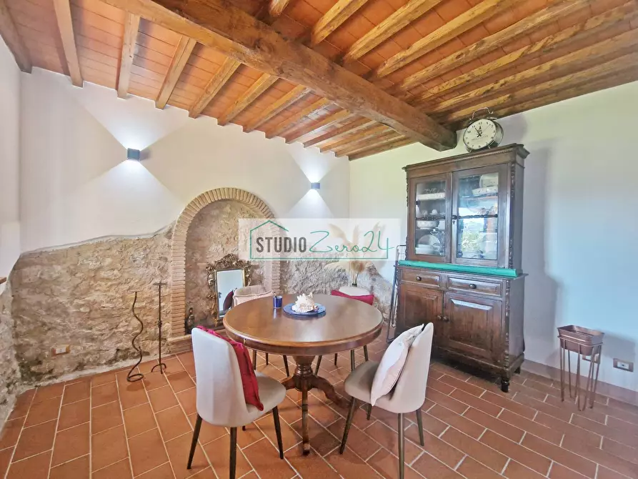 Immagine 27 di Villa in vendita  in Via Della Serra 22 a Camaiore